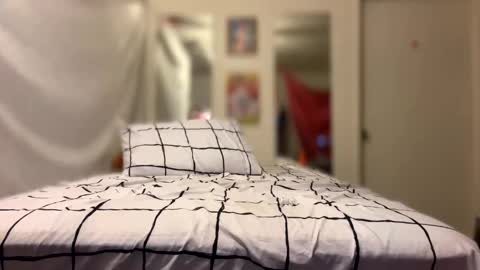 Snapshot of genderpalooza chatting on January 8, 4:44 am Lenzy LaCanada online show from January 8, 4:44 am