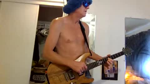 Snapshot of genderpalooza chatting on March 6, 4:07 pm Lenzy LaCanada online show from March 6, 4:07 pm