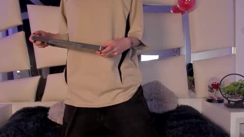 genesis_js online show from January 19, 4:38 am