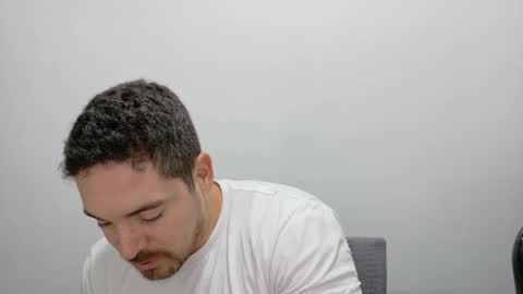 genesis_wb online show from November 5, 2:00 am