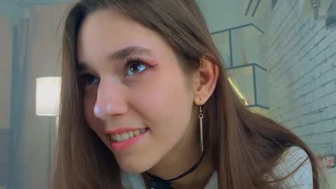 Amely  online show from October 24, 4:20 am