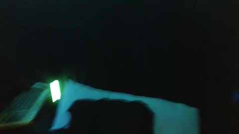 Snapshot of genitalwars chatting on December 21, 11:01 pm genitalwars online show from December 21, 11:01 pm