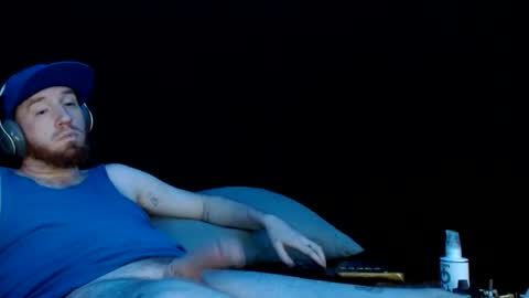 Snapshot of genitalwars chatting on January 17, 10:13 pm genitalwars online show from January 17, 10:13 pm