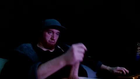 Snapshot of genitalwars chatting on February 12, 11:05 am genitalwars online show from February 12, 11:05 am