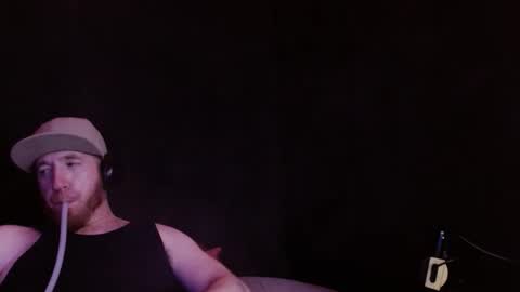 Snapshot of genitalwars chatting on February 15, 6:32 am genitalwars online show from February 15, 6:32 am