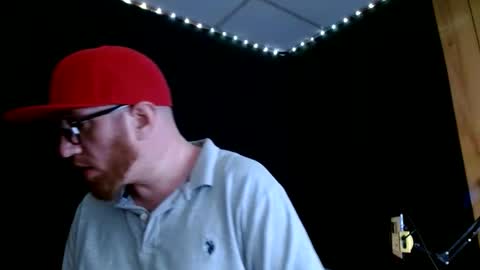 Snapshot of genitalwars chatting on February 17, 5:26 am genitalwars online show from February 17, 5:26 am