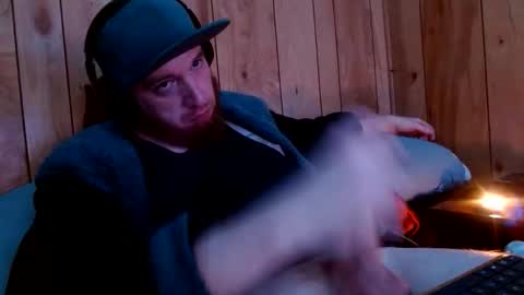 Snapshot of genitalwars chatting on March 7, 5:59 am genitalwars online show from March 7, 5:59 am