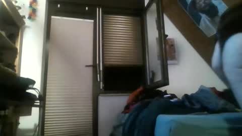 Snapshot of genius1606 chatting on September 27, 12:04 am genius1606 online show from September 27, 12:04 am