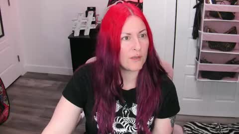 Genny Rock   and  online show from May 3, 2:06 am