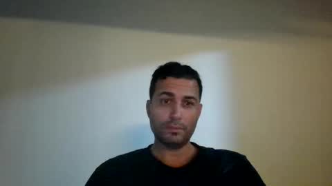 Snapshot of genteldevil chatting on October 4, 11:36 pm genteldevil online show from October 4, 11:36 pm