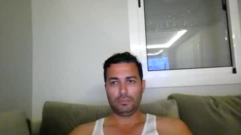 Snapshot of genteldevil chatting on October 26, 12:49 am genteldevil online show from October 26, 12:49 am