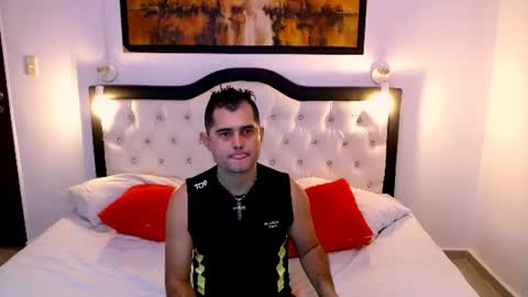 gentlemanwild online show from June 15, 5:04 pm