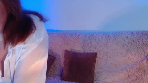 Snapshot of gentlemila chatting on February 14, 11:42 pm gentlemila online show from February 14, 11:42 pm