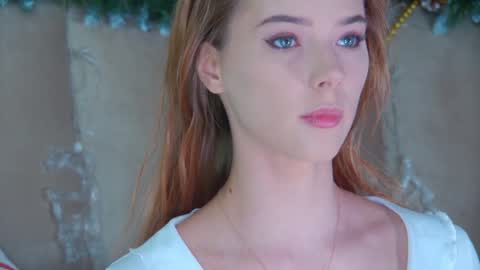 GentleRossi online show from December 18, 3:33 pm