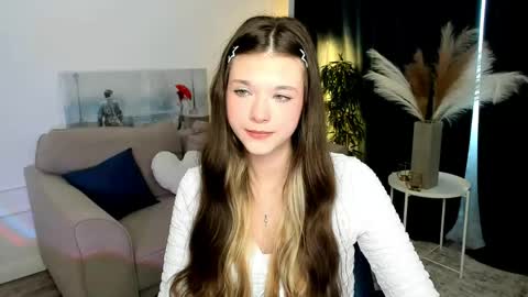 Alice online show from May 4, 4:19 am