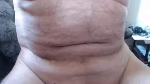 genus5678 online show from April 11, 1:37 pm