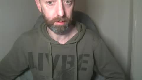 Snapshot of geon2xx chatting on December 7, 3:52 pm Geon online show from December 7, 3:52 pm