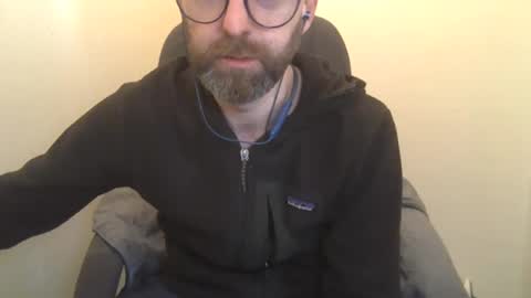 Snapshot of geon2xx chatting on January 28, 8:47 am Geon online show from January 28, 8:47 am