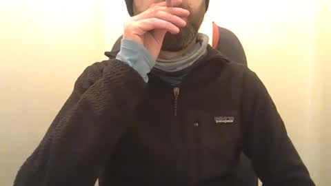 Snapshot of geon2xx chatting on February 9, 9:28 pm Geon online show from February 9, 9:28 pm