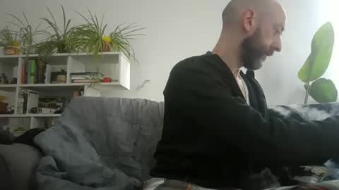 Snapshot of geon2xx chatting on September 26, 10:08 am Geon online show from September 26, 10:08 am