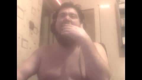 Snapshot of george84xxx chatting on January 13, 8:58 pm GeOOXXX online show from January 13, 8:58 pm