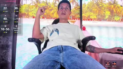 Snapshot of george_bigcock24cm chatting on March 29, 2:50 pm george_bigcock24cm online show from March 29, 2:50 pm