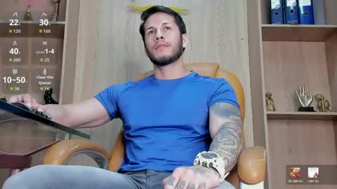 Snapshot of george_diesell_ chatting on June 23, 5:05 am George online show from June 23, 5:05 am