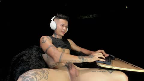 Snapshot of george_prince2 chatting on January 9, 8:32 pm independent model online show from January 9, 8:32 pm