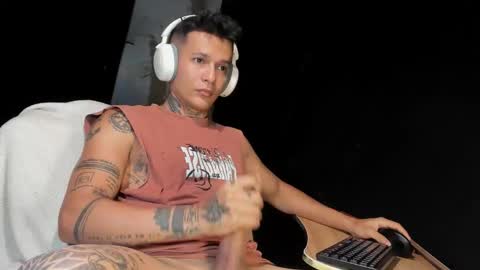 Snapshot of george_prince2 chatting on March 5, 1:56 am independent model online show from March 5, 1:56 am