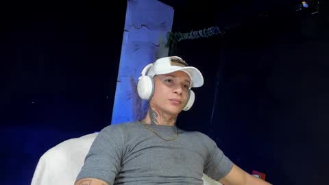 Snapshot of george_prince2 chatting on March 5, 6:59 pm independent model online show from March 5, 6:59 pm