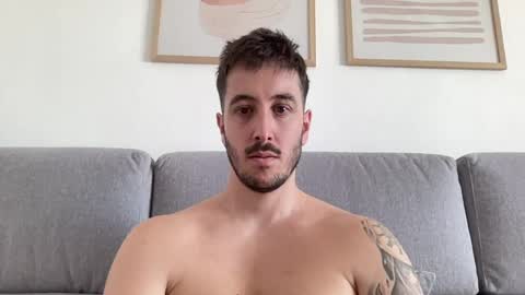 Snapshot of georgebutton87 chatting on August 7, 7:43 am georgebutton87 online show from August 7, 7:43 am