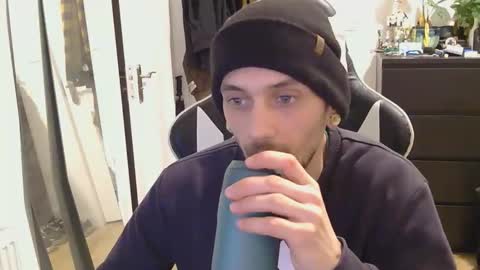 georgek0011 online show from February 13, 7:10 pm