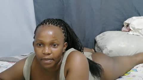 georgeous_kimberly online show from February 23, 7:39 am