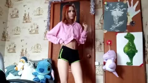 Ellie online show from May 5, 2:36 pm