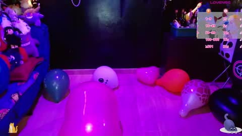 Vicky online show from March 8, 1:14 am