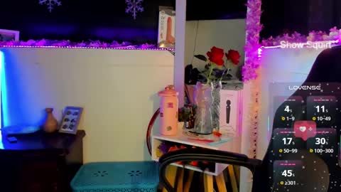 Snapshot of georgina_moschino chatting on February 7, 1:25 am georgina_moschino online show from February 7, 1:25 am