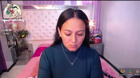 Snapshot of georgina_mussk chatting on December 11, 8:07 pm Georgina online show from December 11, 8:07 pm