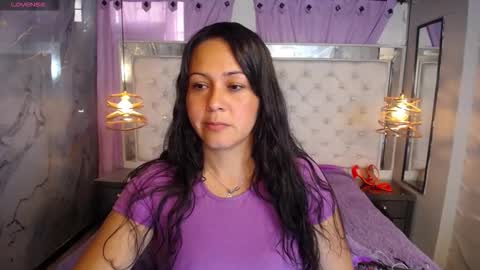 Snapshot of georgina_mussk chatting on November 20, 7:13 pm Georgina online show from November 20, 7:13 pm