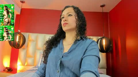 Snapshot of georginaa_ chatting on May 12, 11:29 am Georgina online show from May 12, 11:29 am