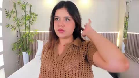 GeorginaReyes  online show from June 25, 11:53 pm