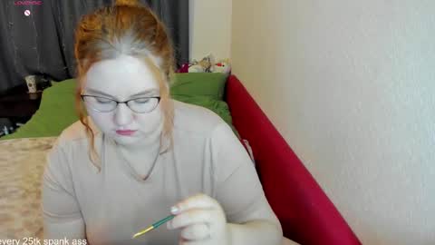 Snapshot of georginia_grimes chatting on May 28, 9:06 am Georginia online show from May 28, 9:06 am
