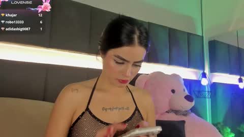 Snapshot of georginna_sins chatting on February 21, 2:28 am Kendal online show from February 21, 2:28 am