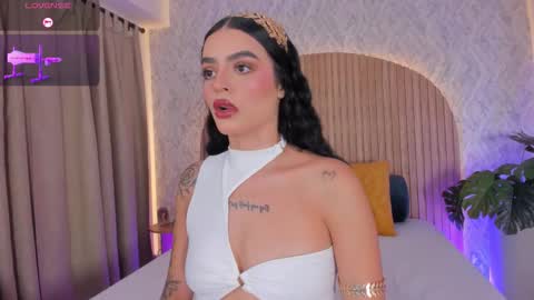 Snapshot of georginna_sins chatting on October 18, 3:02 pm Kendal online show from October 18, 3:02 pm