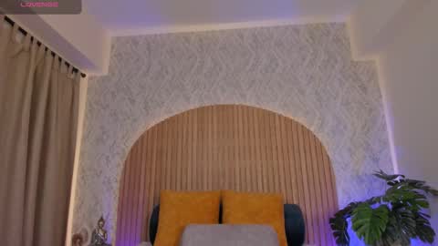 Snapshot of georginna_sins chatting on October 21, 2:29 pm Kendal online show from October 21, 2:29 pm