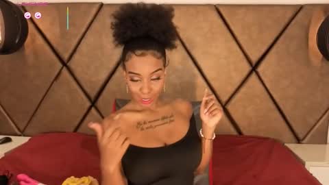 Georgina  online show from November 10, 10:20 pm