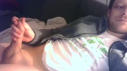 German33FFM1 online show from December 10, 1:43 am