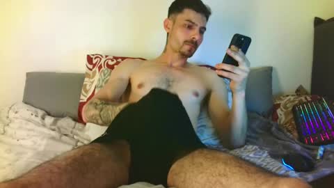 Snapshot of germanbigdic77 chatting on April 12, 8:14 pm HeteroGermanbigdic77 online show from April 12, 8:14 pm