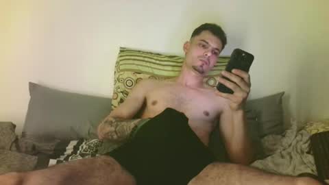 Snapshot of germanbigdic77 chatting on April 22, 9:05 pm HeteroGermanbigdic77 online show from April 22, 9:05 pm