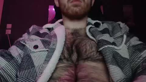 Snapshot of germanyhairyboy chatting on December 9, 5:18 am germanyhairyboy online show from December 9, 5:18 am