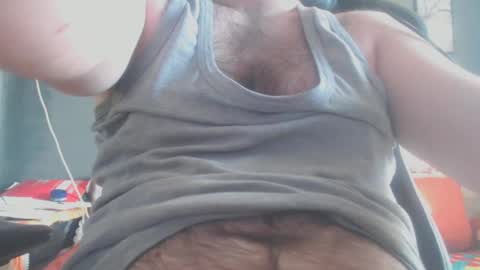 Snapshot of germanyhairyboy chatting on February 17, 3:53 pm germanyhairyboy online show from February 17, 3:53 pm